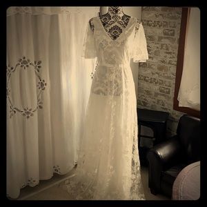 Beautiful Bohemian Wedding Dress! Size Large NWOT
